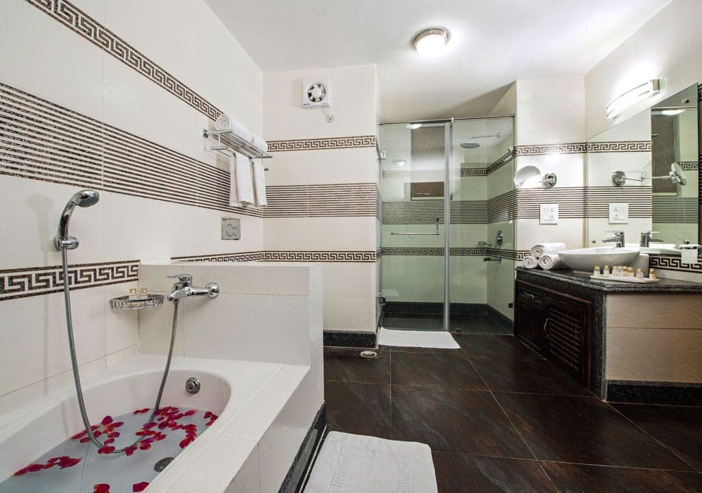 Presidential Suite Bathroom