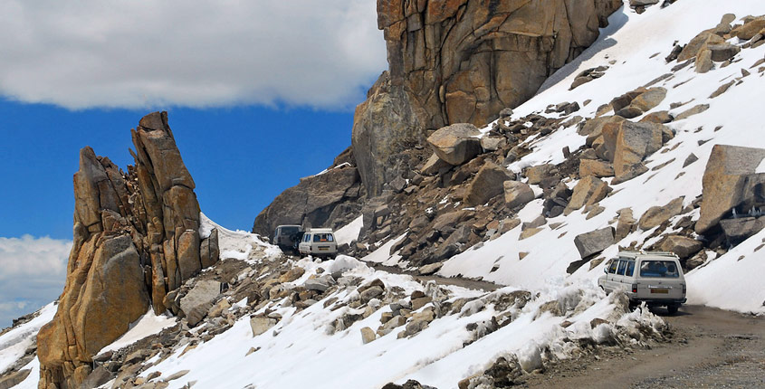 Khardung La Pass