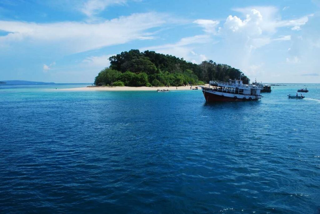Best time to Visit ross tours and travels