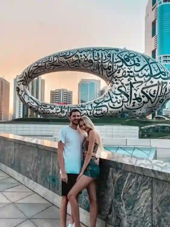 Dubai tour package from Delhi